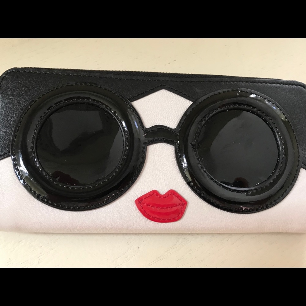 Alice + Olivia by Stacie Bendel Stace face wallet